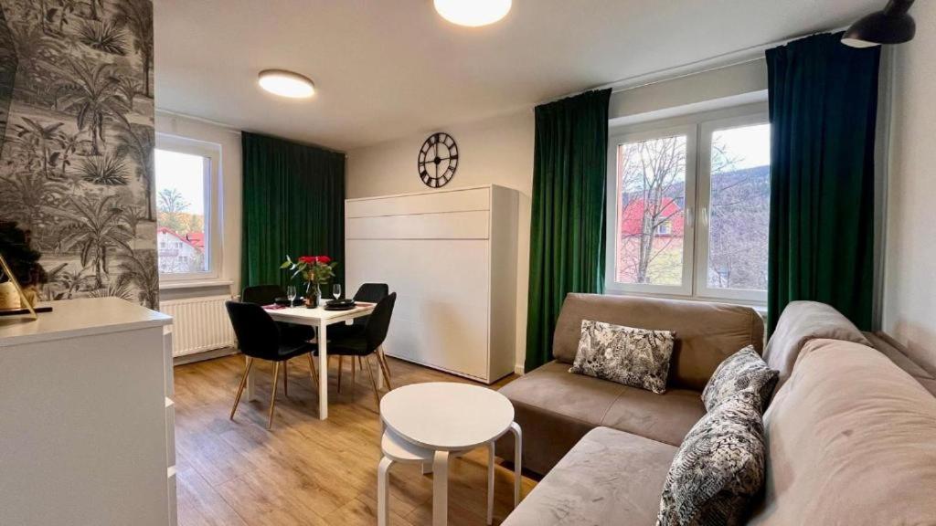 Apartamenty Izerskie Gorska 8 - Blisko Park I Dom Zdrojowy Oraz Wyjscie Na Sky Walk Свєрадув-Здруй Екстер'єр фото